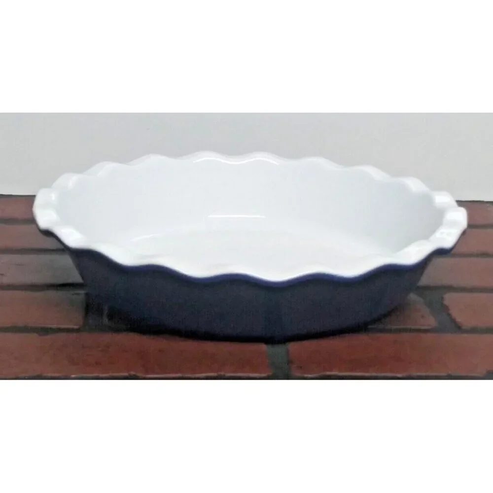 VTG Emile Henry Souffle Baking Dish France Blue Round Ruffled Scalloped Edge EUC